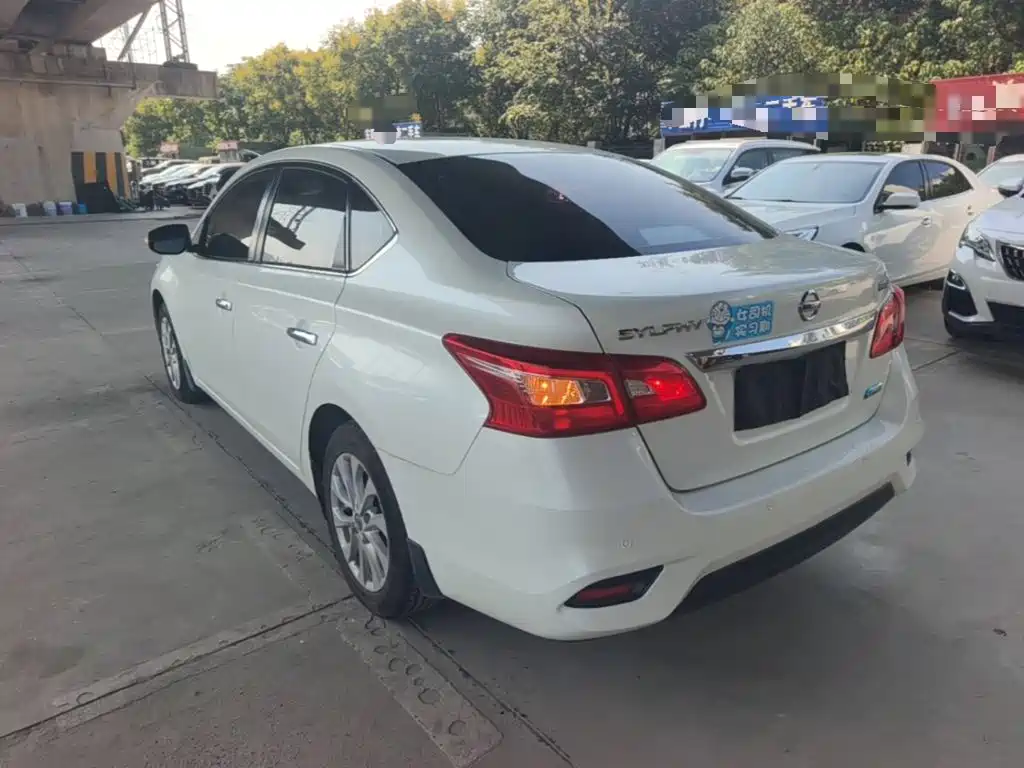 Nissan Sylphy — миниатюра 5