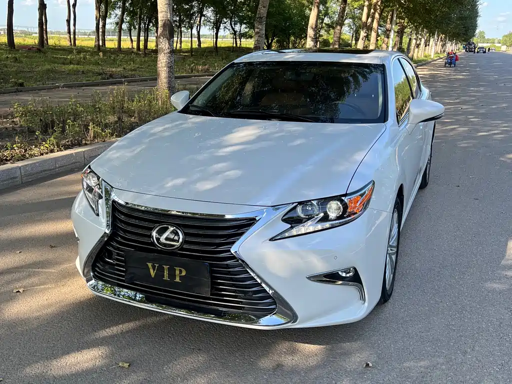 Lexus ES — миниатюра 3