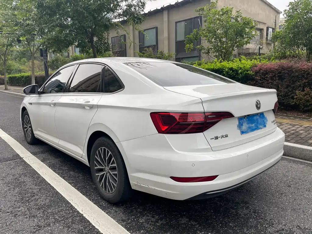 Volkswagen Sagitar — миниатюра 5