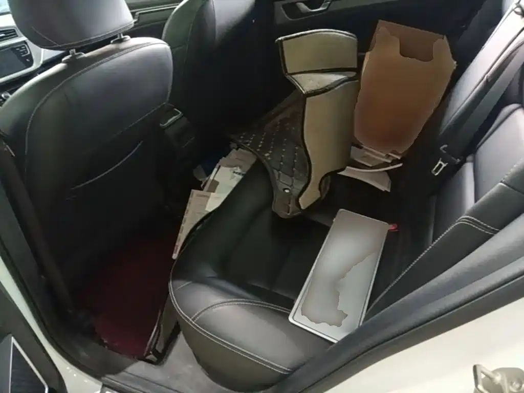 Geely Emgrand GL — миниатюра 17