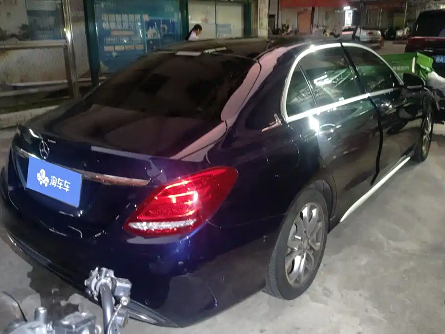 Mercedes-Benz C-Class — миниатюра 3