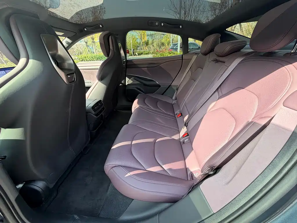 XIAOMI CAR XIAOMI SU7