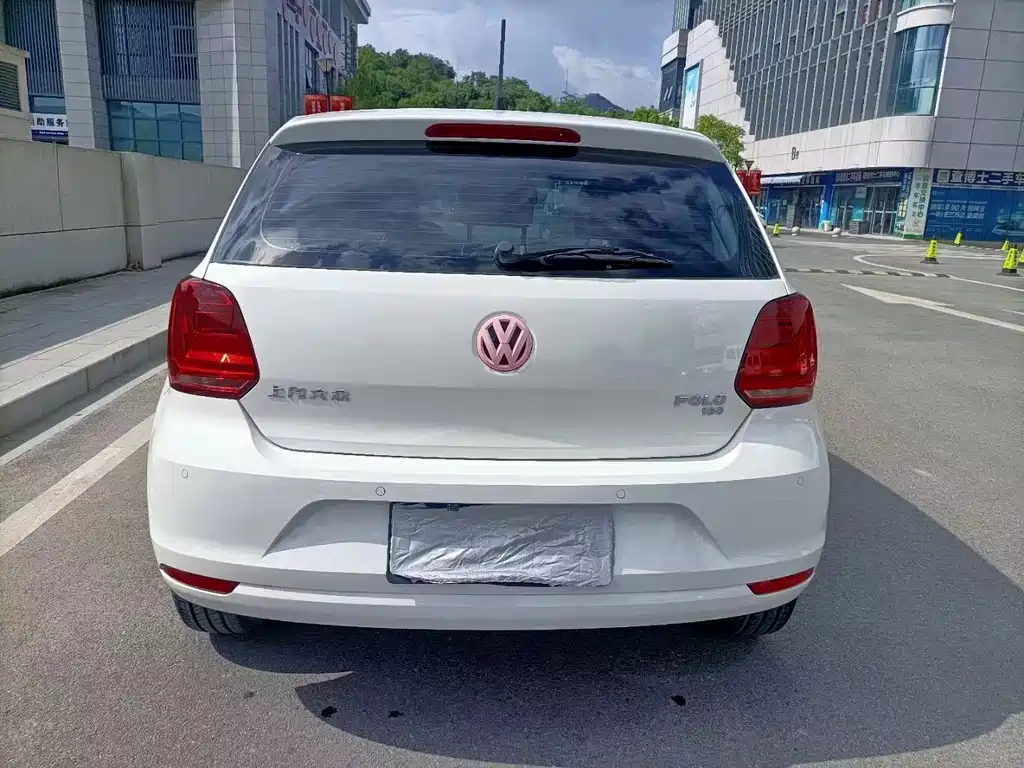 Volkswagen Polo — миниатюра 8