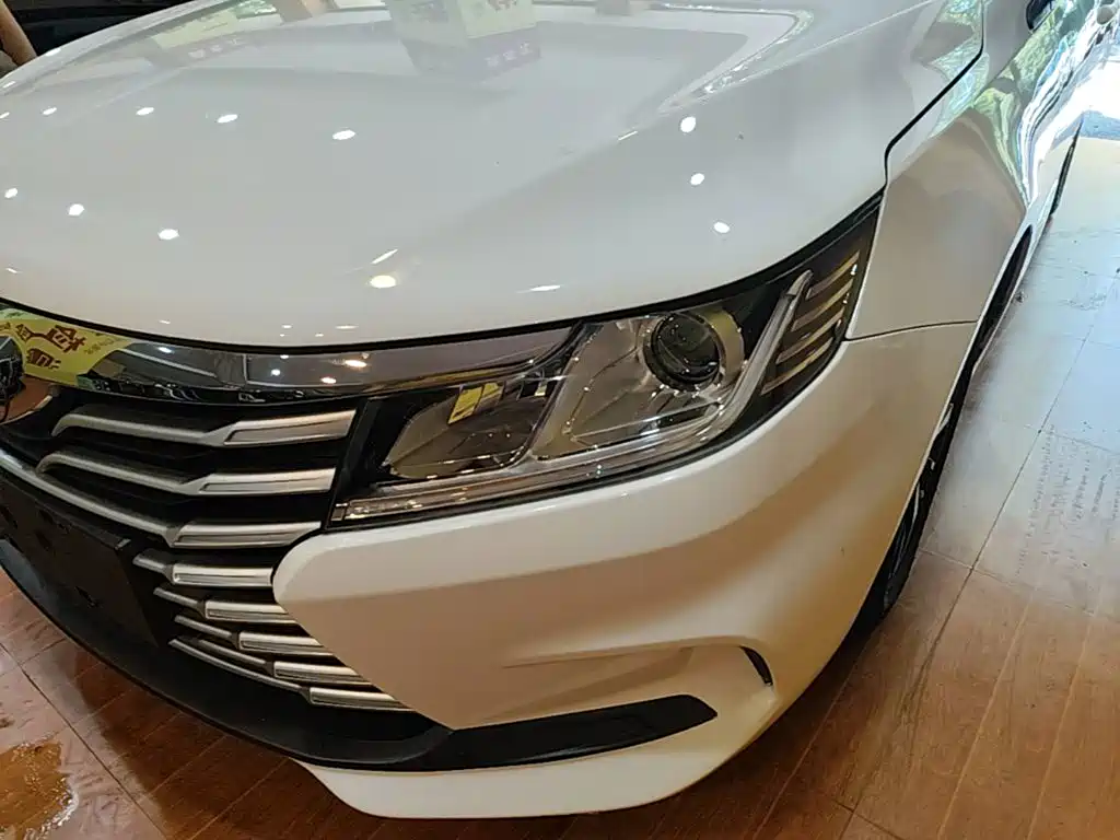 Soueast A5 Yiwu — миниатюра 24