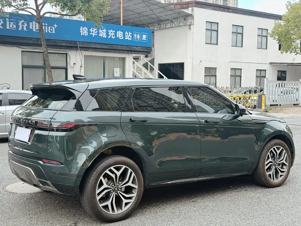Land Rover Range Rover Evoque 2024 L SE