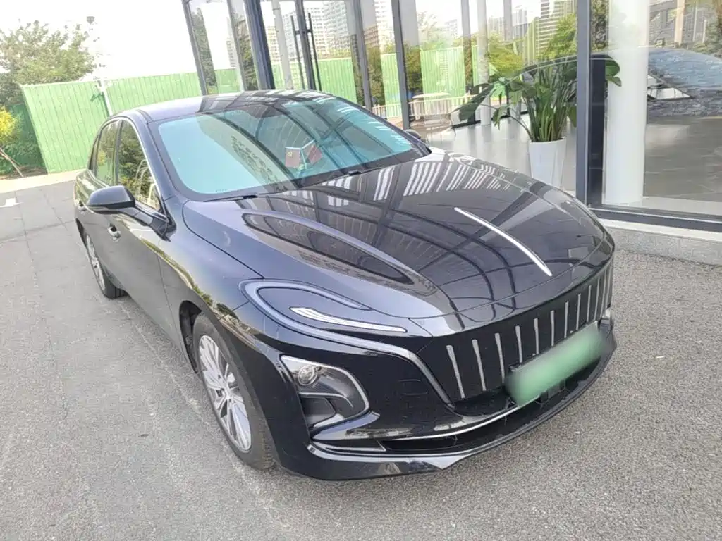 Hongqi Hongqi E-QM5 — миниатюра 4