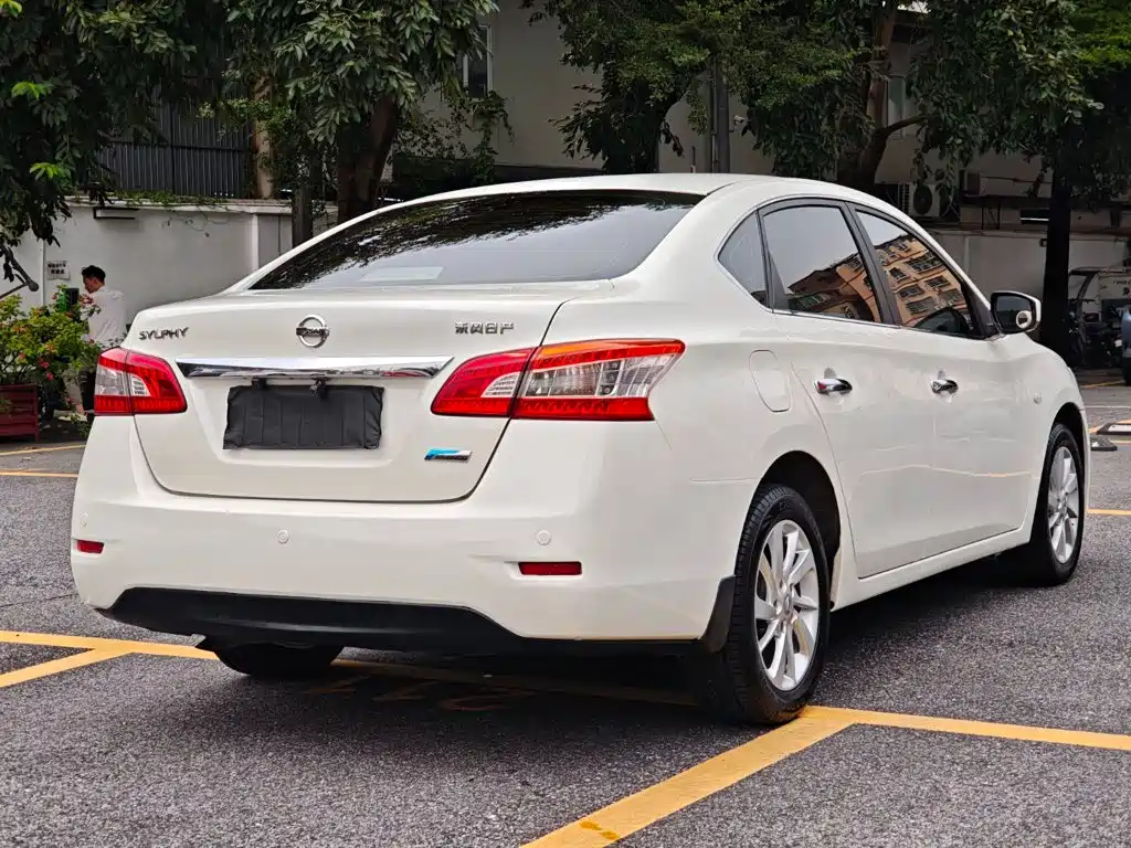 Nissan Sylphy — миниатюра 5
