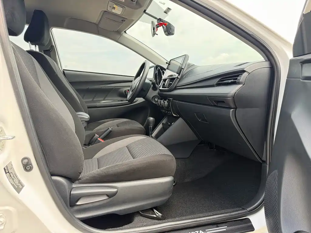 Toyota Vios — миниатюра 10