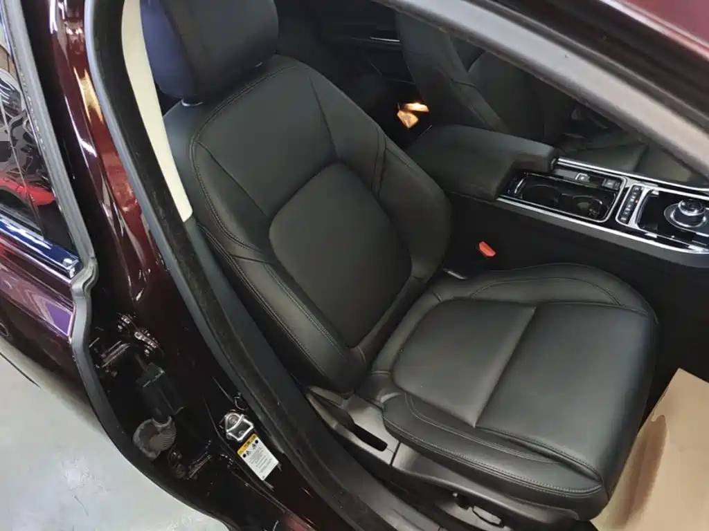 Jaguar XFL — миниатюра 25
