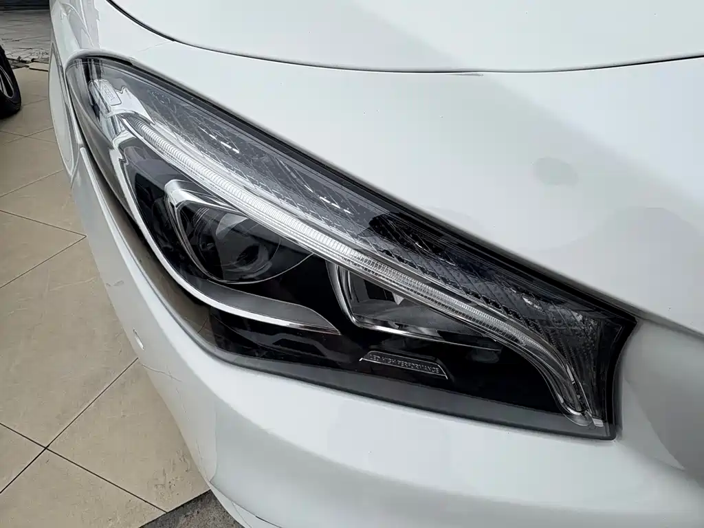 Mercedes-Benz CLA (Import) — миниатюра 4