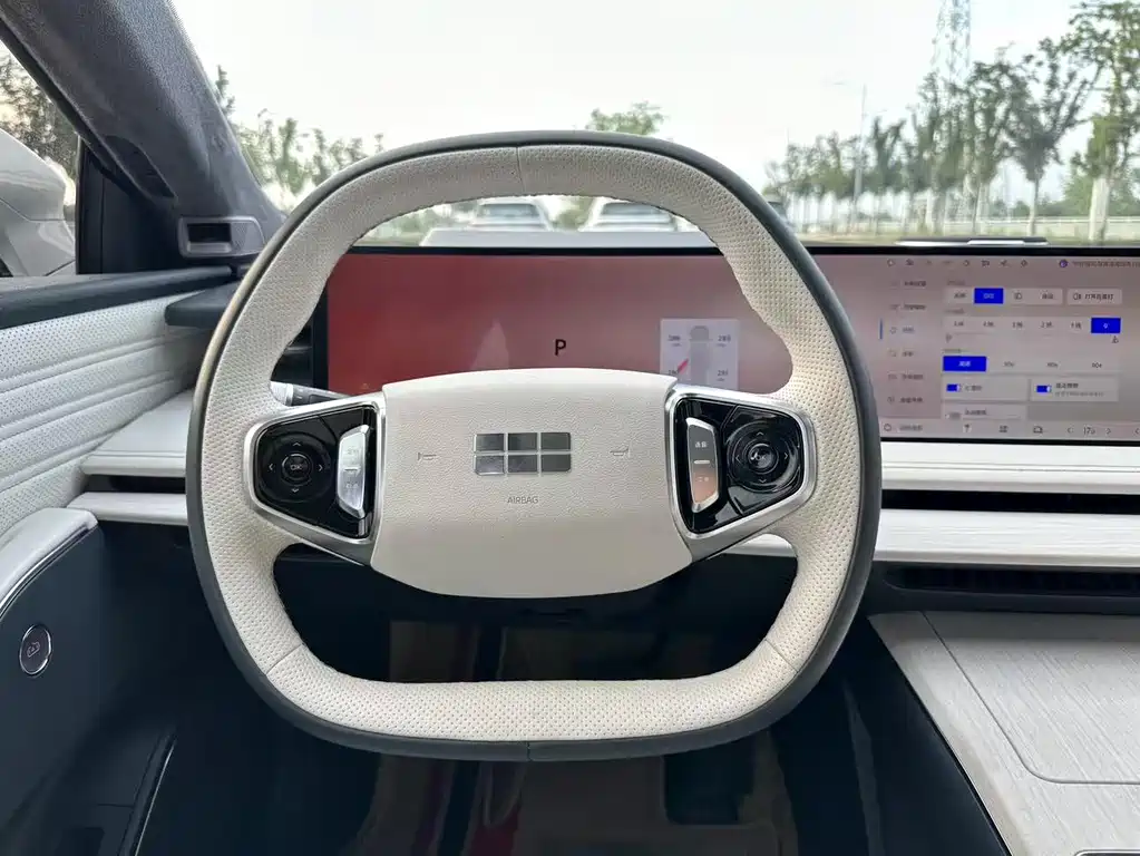 Geely Galaxy Galaxy E8 E8 2024 665km Smart Drive