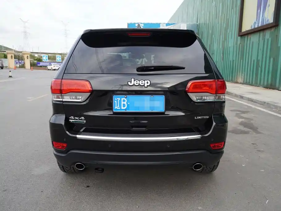 Jeep Grand Cherokee (Import) — миниатюра 11