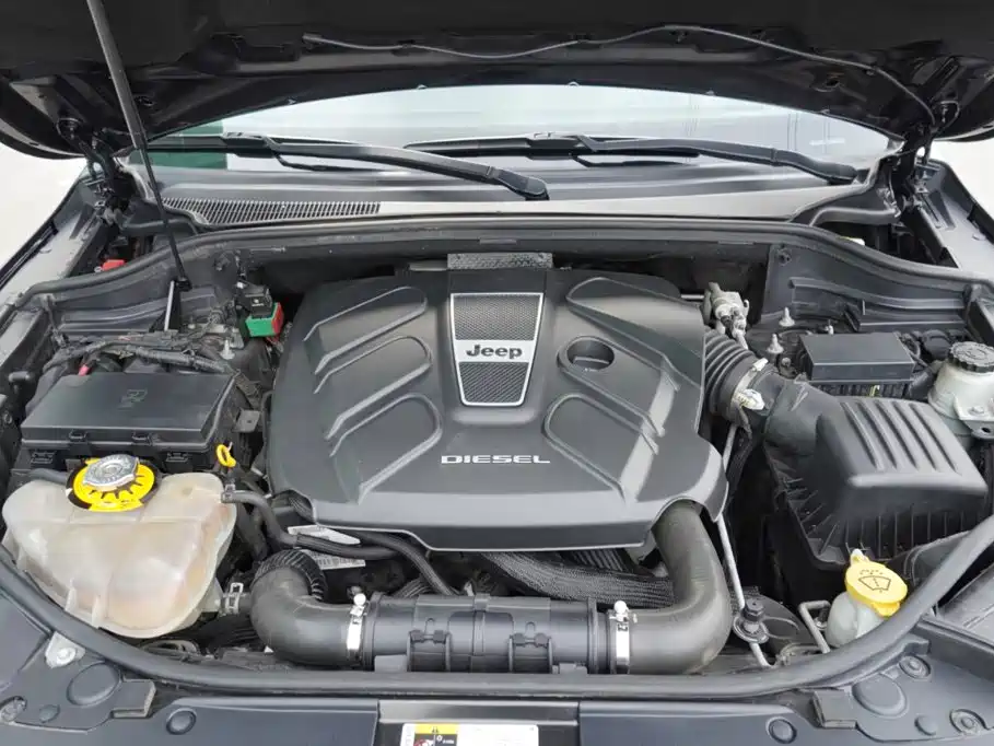 Jeep Grand Cherokee (Import) — миниатюра 10