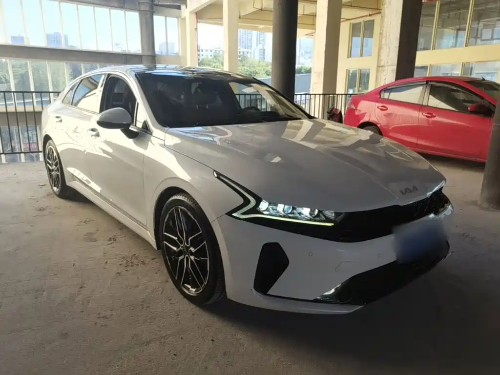 Kia K5 — миниатюра 4