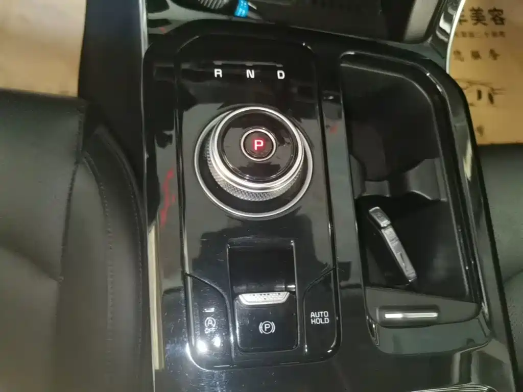 Kia K5 — миниатюра 14