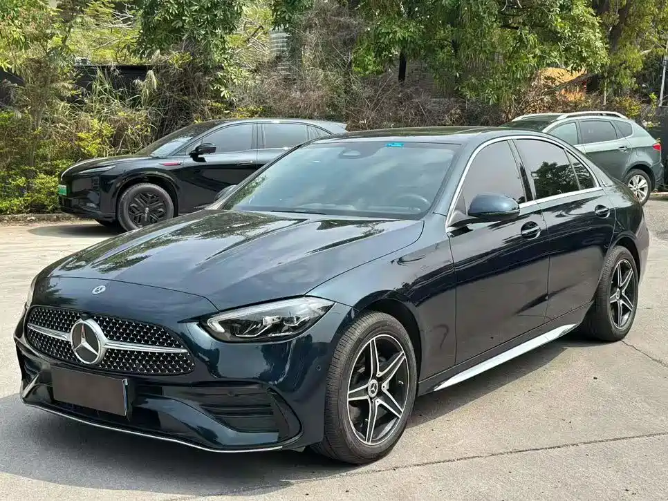 Mercedes-Benz C-Class 2022