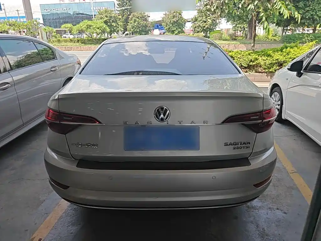 Volkswagen Sagitar — миниатюра 6