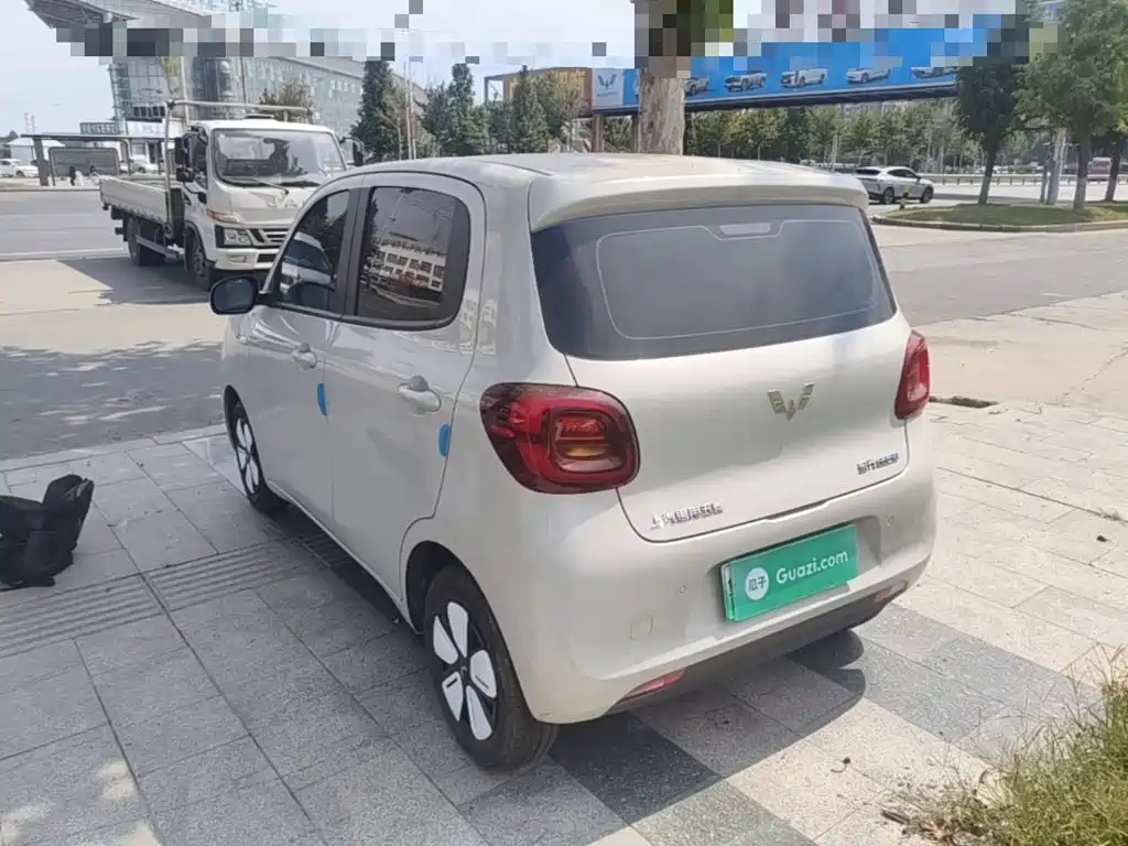 Wuling MINIEV — миниатюра 5