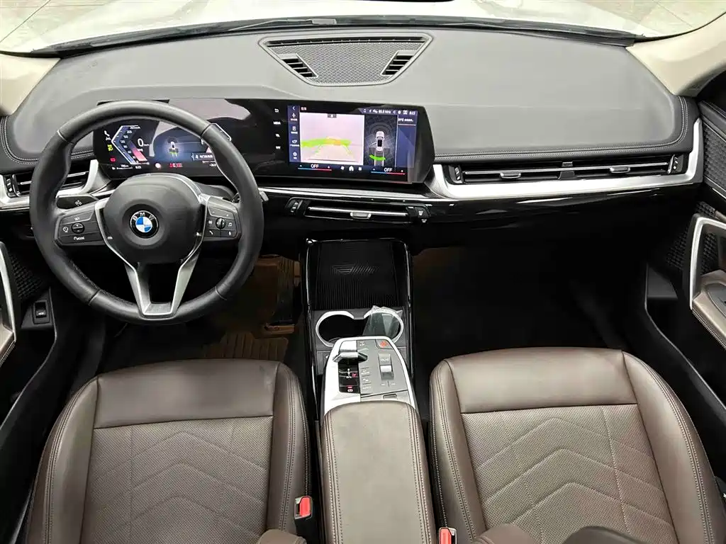 BMW X1 2023 sDrive20Li X