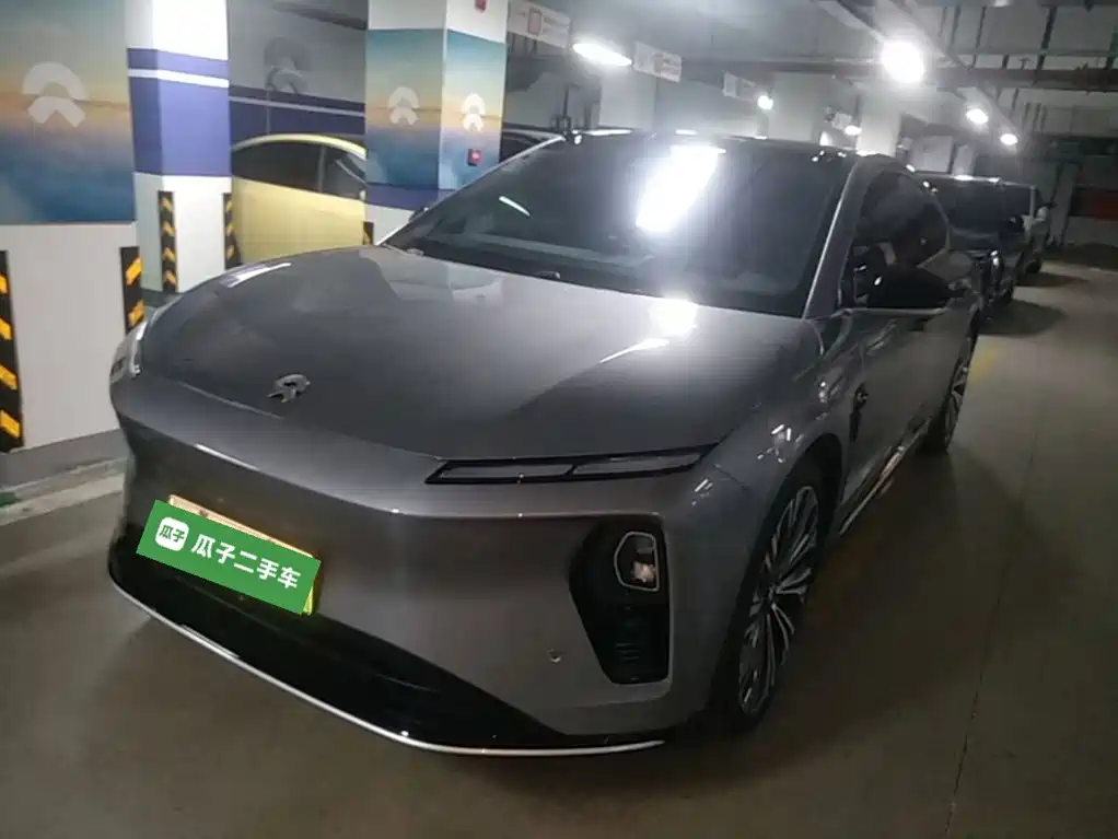 NIO ET9
