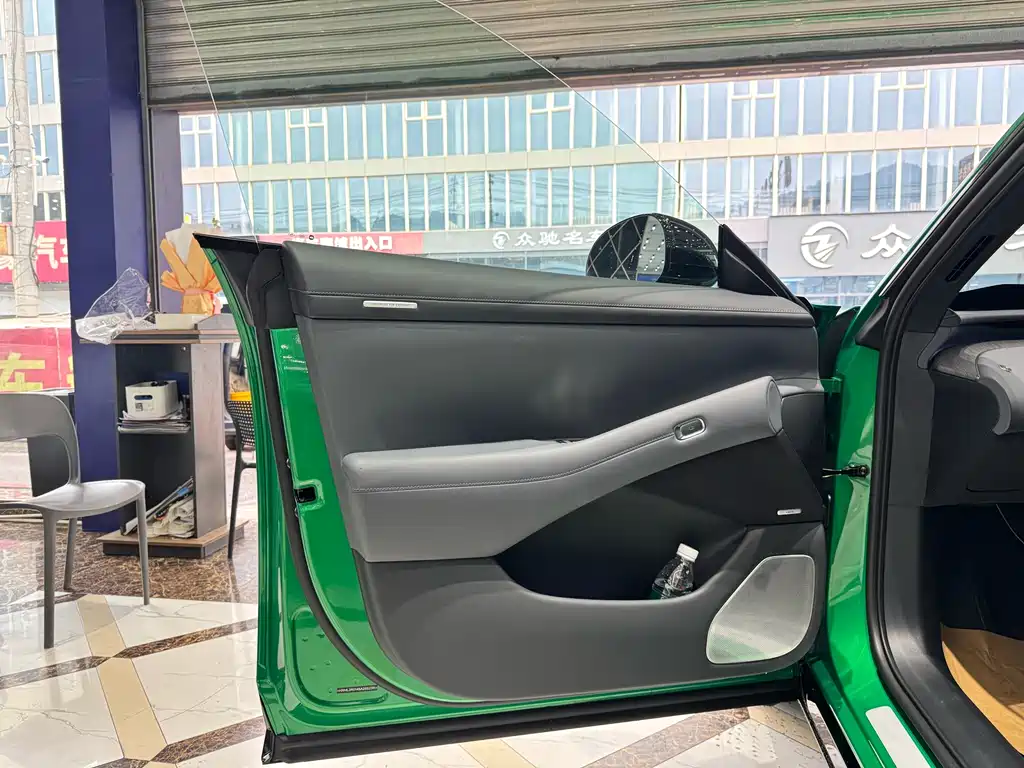 XIAOMI CAR XIAOMI YU7