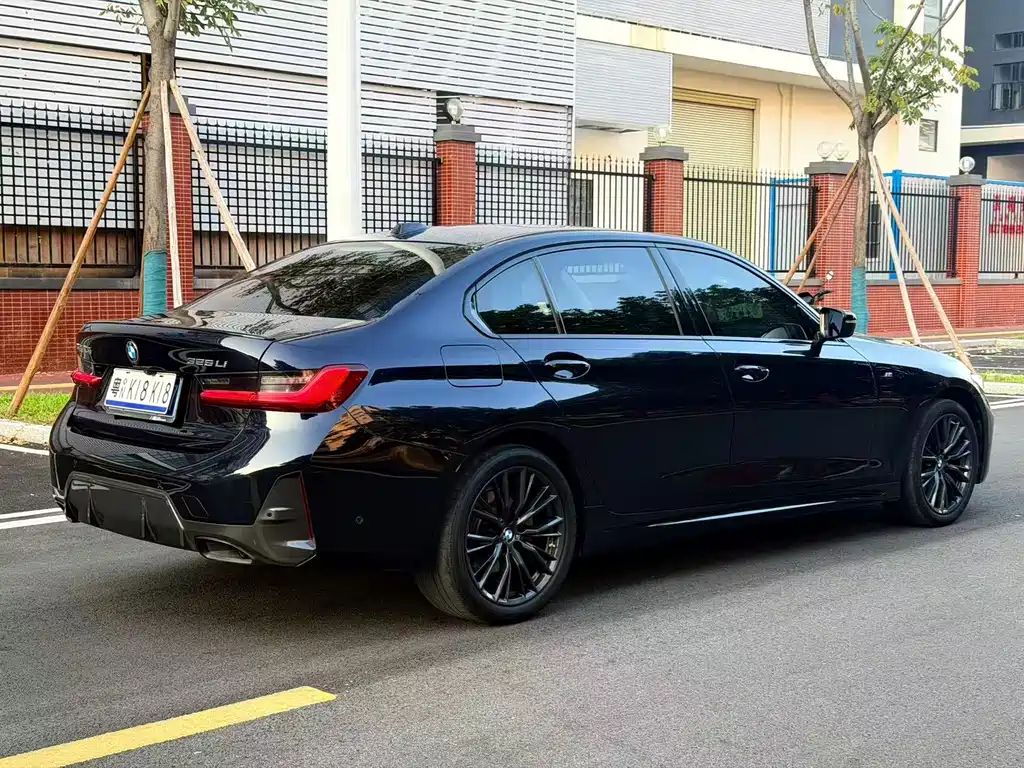 BMW 3 Series — миниатюра 4