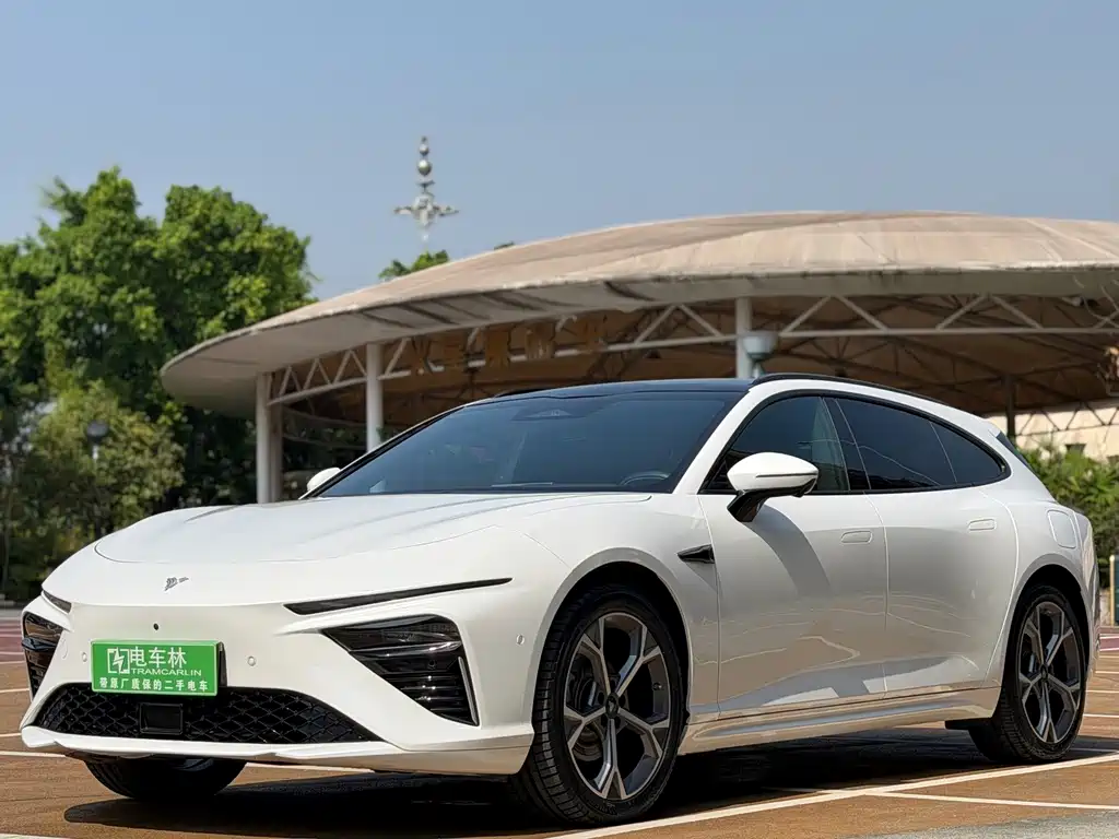 Neta S Shooting Brake