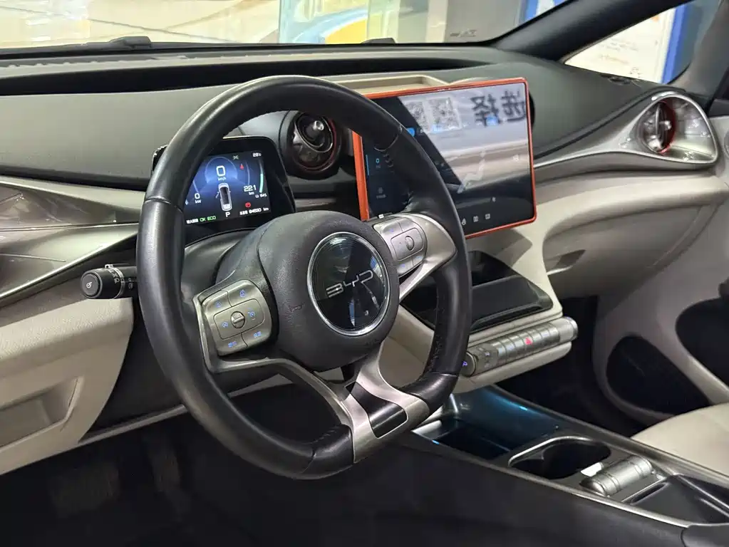 BYD Dolphin — миниатюра 5
