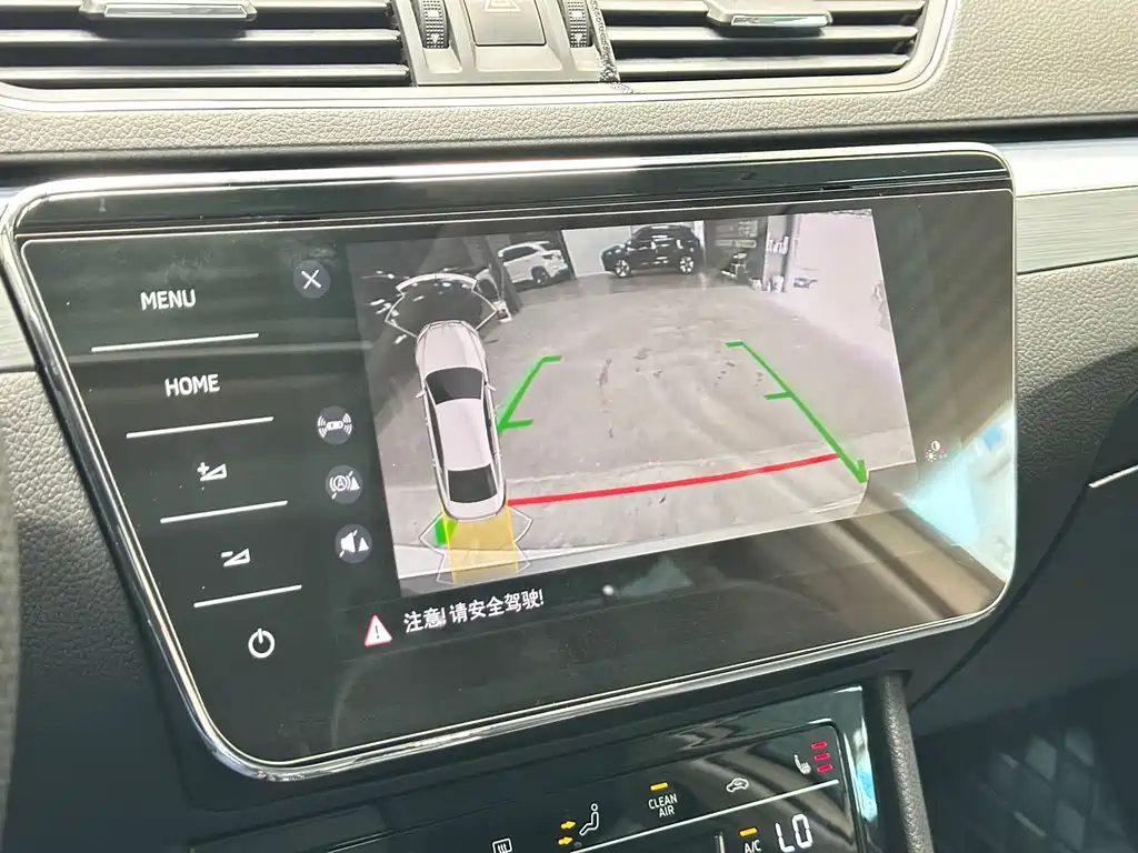 Skoda Superb TSI280 DSG Premium Edition, фото 16