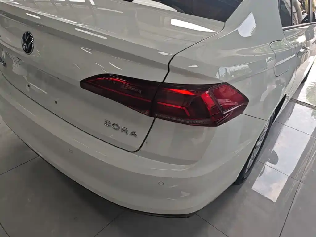 Volkswagen Bora — миниатюра 8