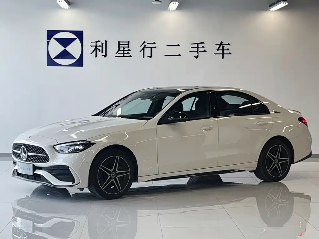 Mercedes-Benz C-Class 2025