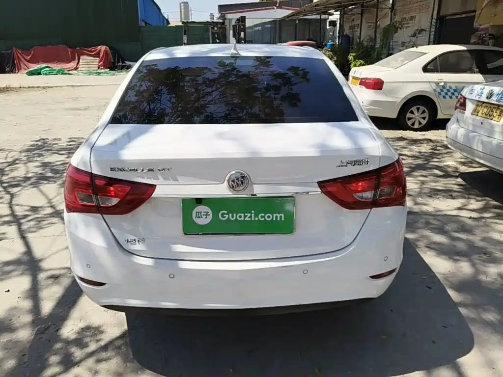 Buick Excelle — миниатюра 6