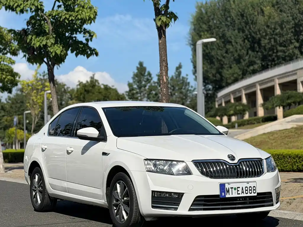 Skoda Octavia — миниатюра 3