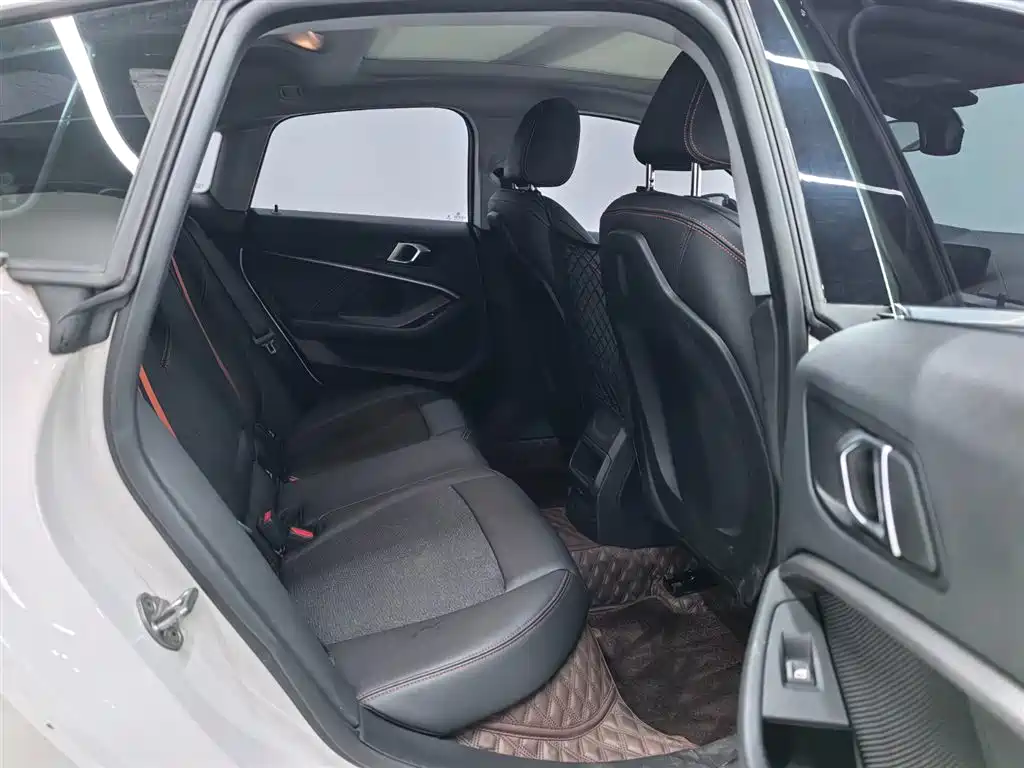 BMW 2 Series (Import) — миниатюра 16