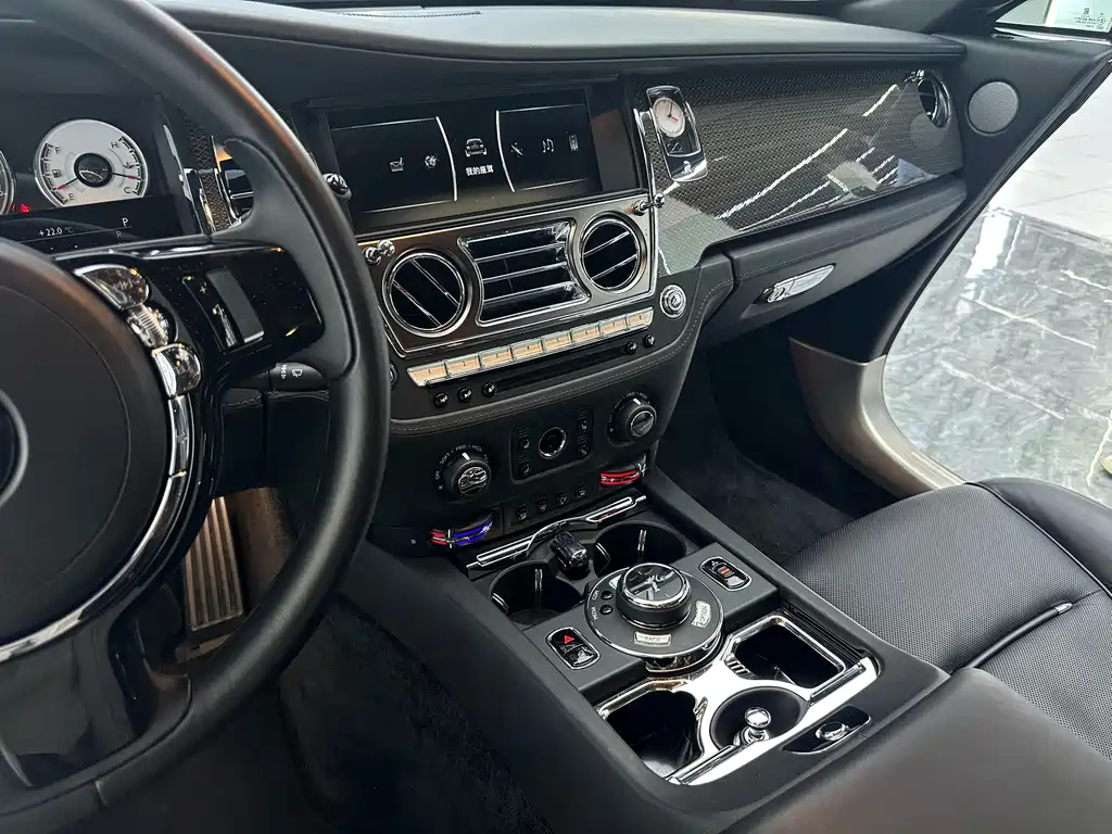 Rolls-Royce Wraith — миниатюра 28