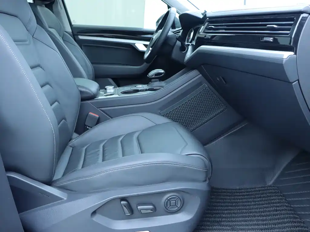 Volkswagen Touareg 2019 2.0TSI VI