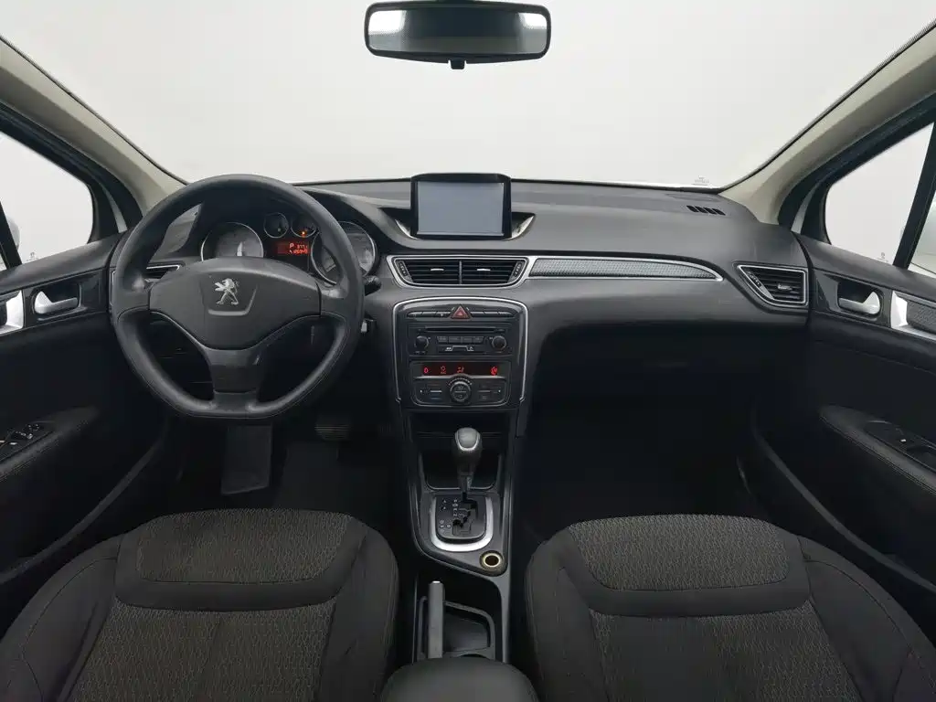 Peugeot 308 — миниатюра 5