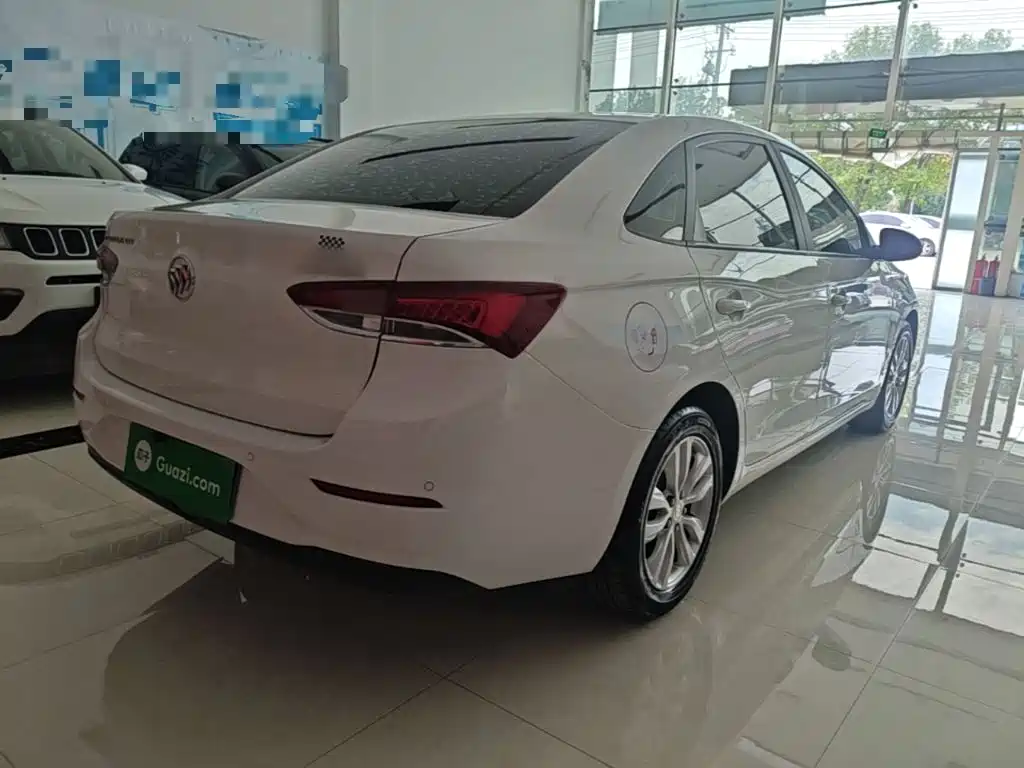Buick Excelle — миниатюра 7