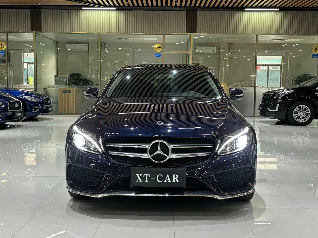 Mercedes-Benz C-Class — миниатюра 2