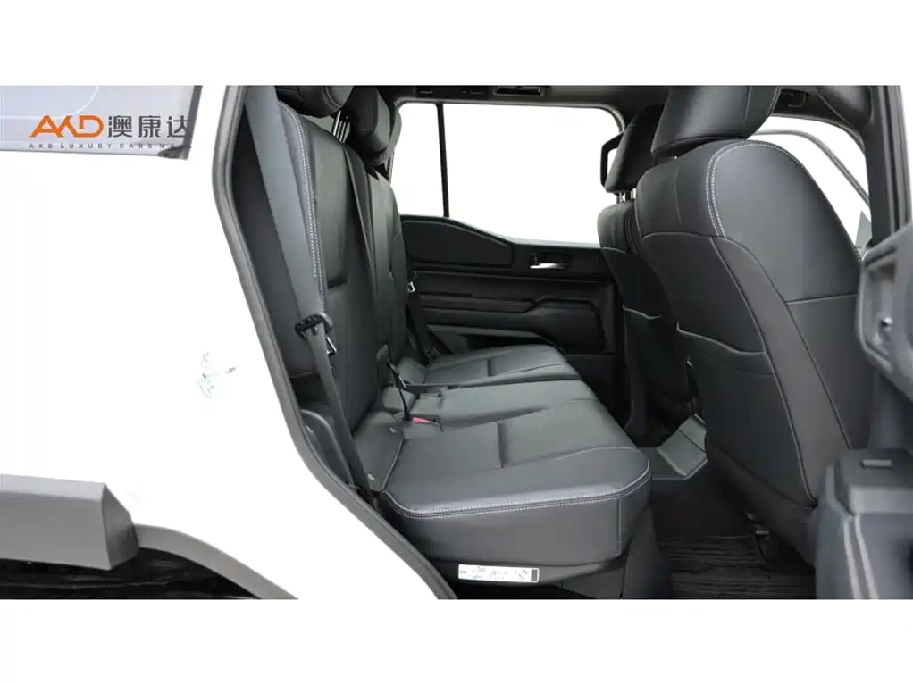 Toyota Land Cruiser Prado 2026 2.4T TX 5 мест