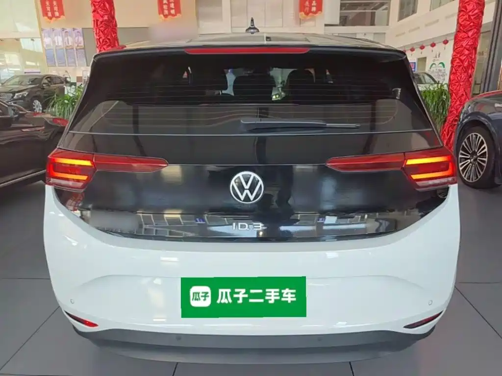 Volkswagen ID.3 — миниатюра 6