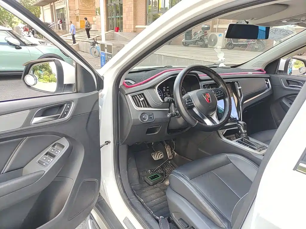 Roewe RX5 — миниатюра 16