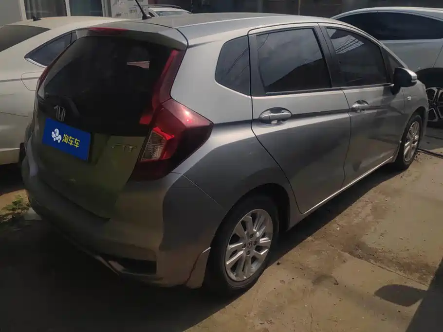 Honda Fit — миниатюра 3