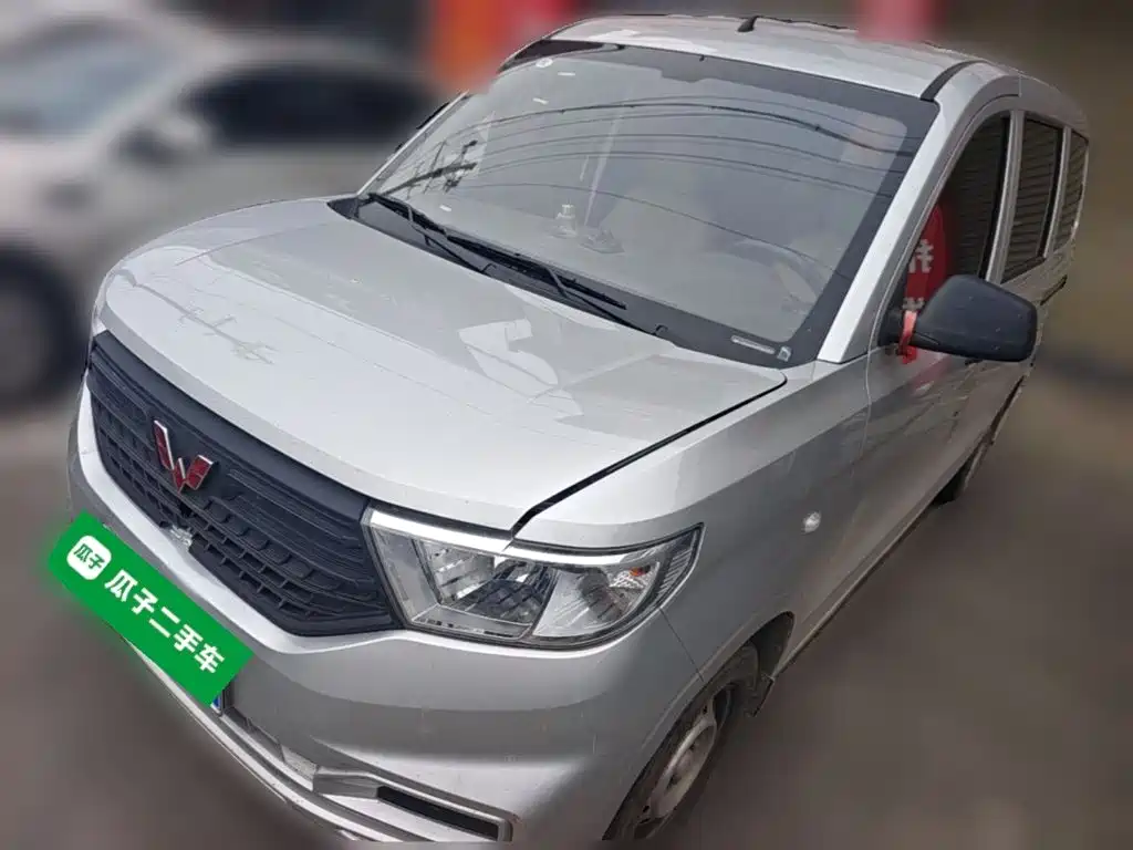 Wuling V 2022 1.5L LAR