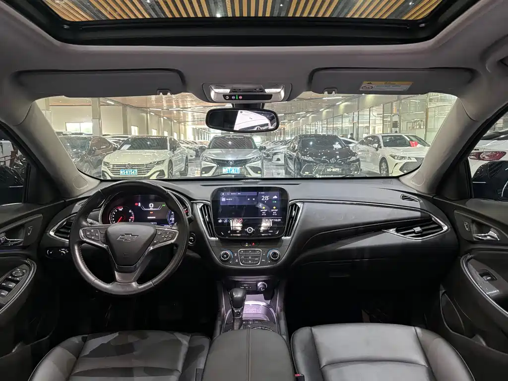 Chevrolet Malibu XL — миниатюра 13