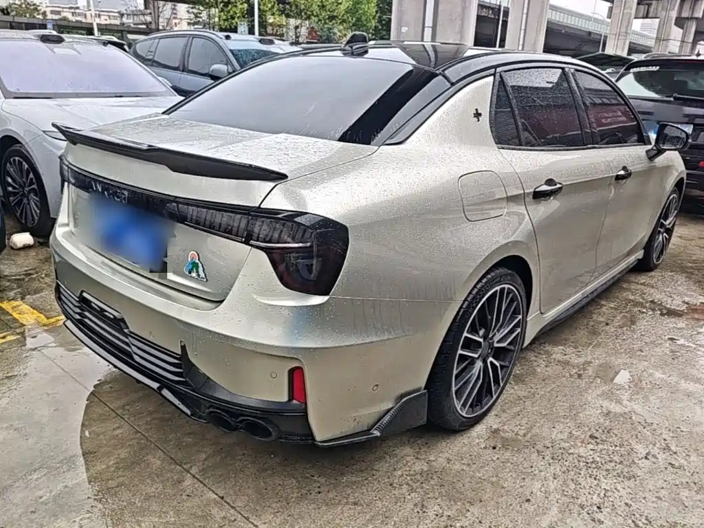 Lynk & Co 03 — миниатюра 7