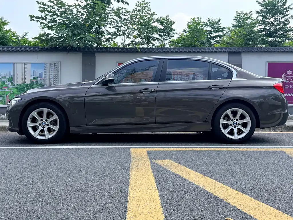 BMW 3 Series — миниатюра 3