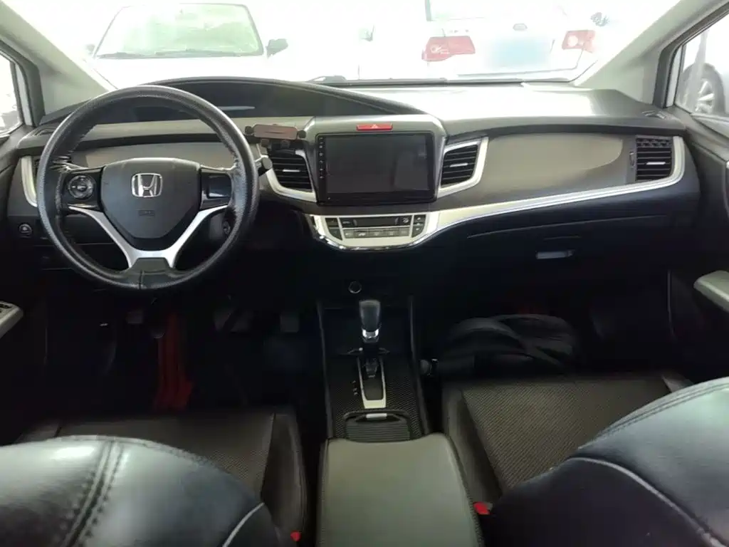 Honda Jade — миниатюра 10