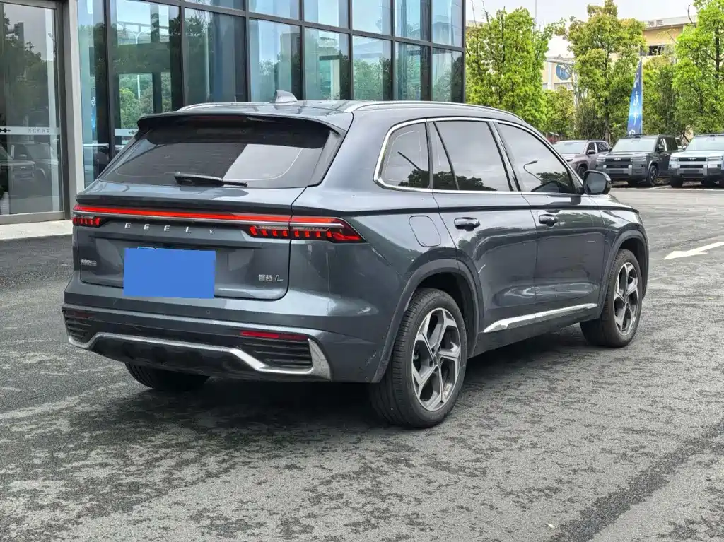 Geely Xingyue L — миниатюра 10