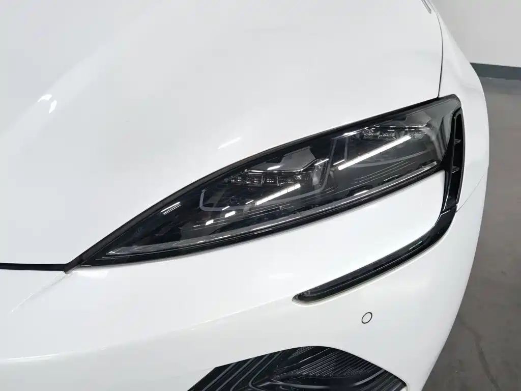 BYD Seal — миниатюра 7